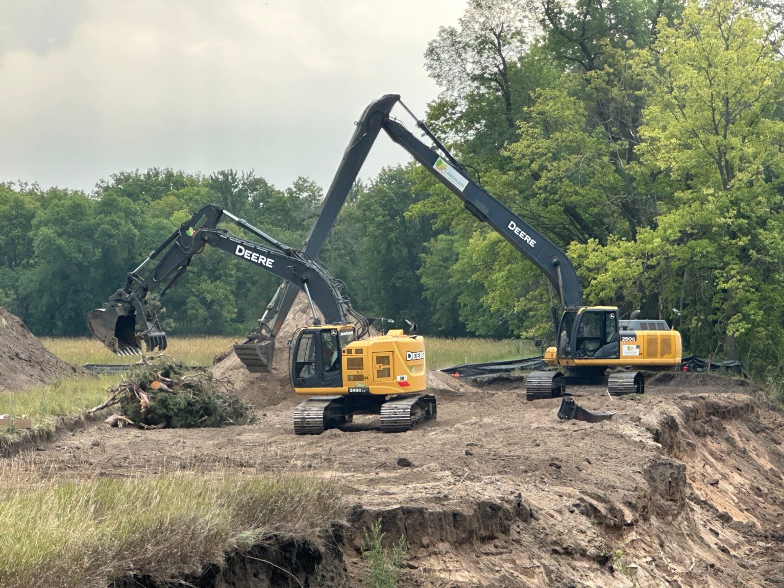 Reasons to Hire a Professional Landscape Excavator